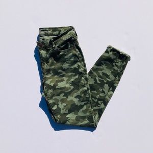 Old Navy Rockstar Jeggings Camo Print